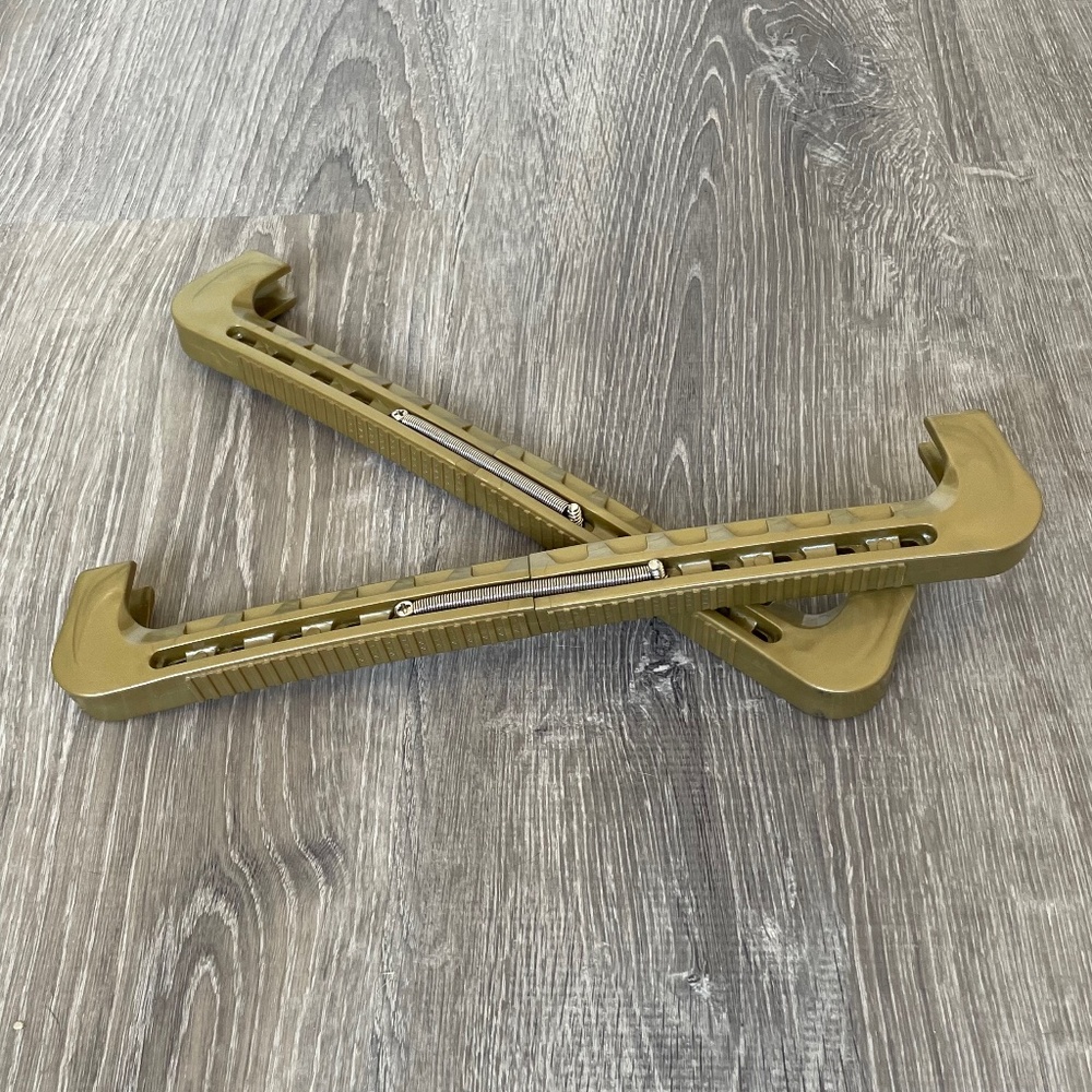 Figure Skating Blade Guards Gold Metallic Jerry’s Blade Guards